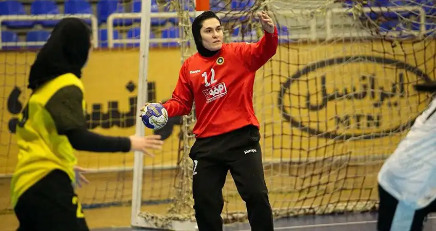 پیروزی تیم‌های مدعی لیگ برتر هندبال بانوان در هفته نهم