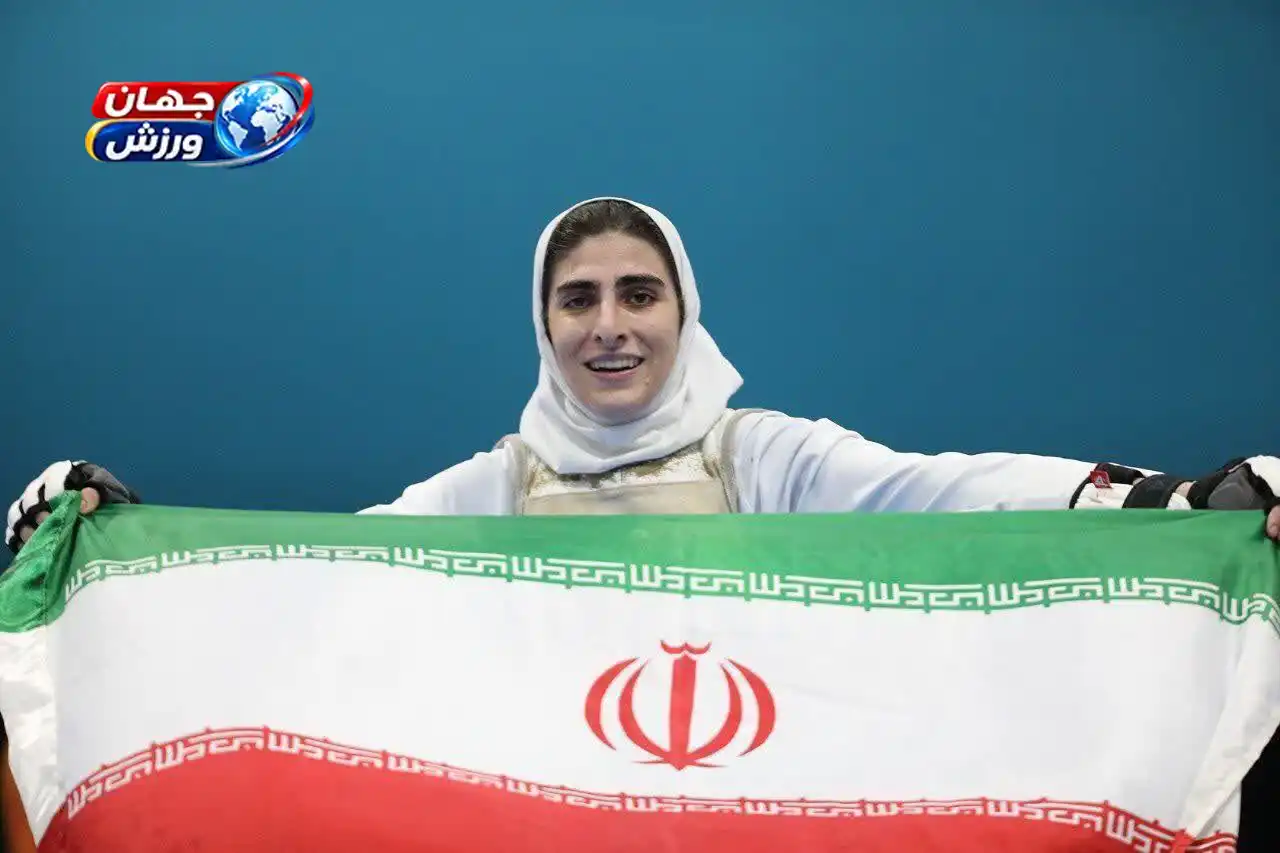شبنم یاری تکواندوکار کرمانشاهی پس از کسب طلای وزن ۶۷ کیلوگرم ناشنوایان