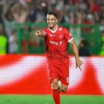 دیدار پرسپولیس و گلگهر سیرجان در لیگ برتر فوتبال ایران